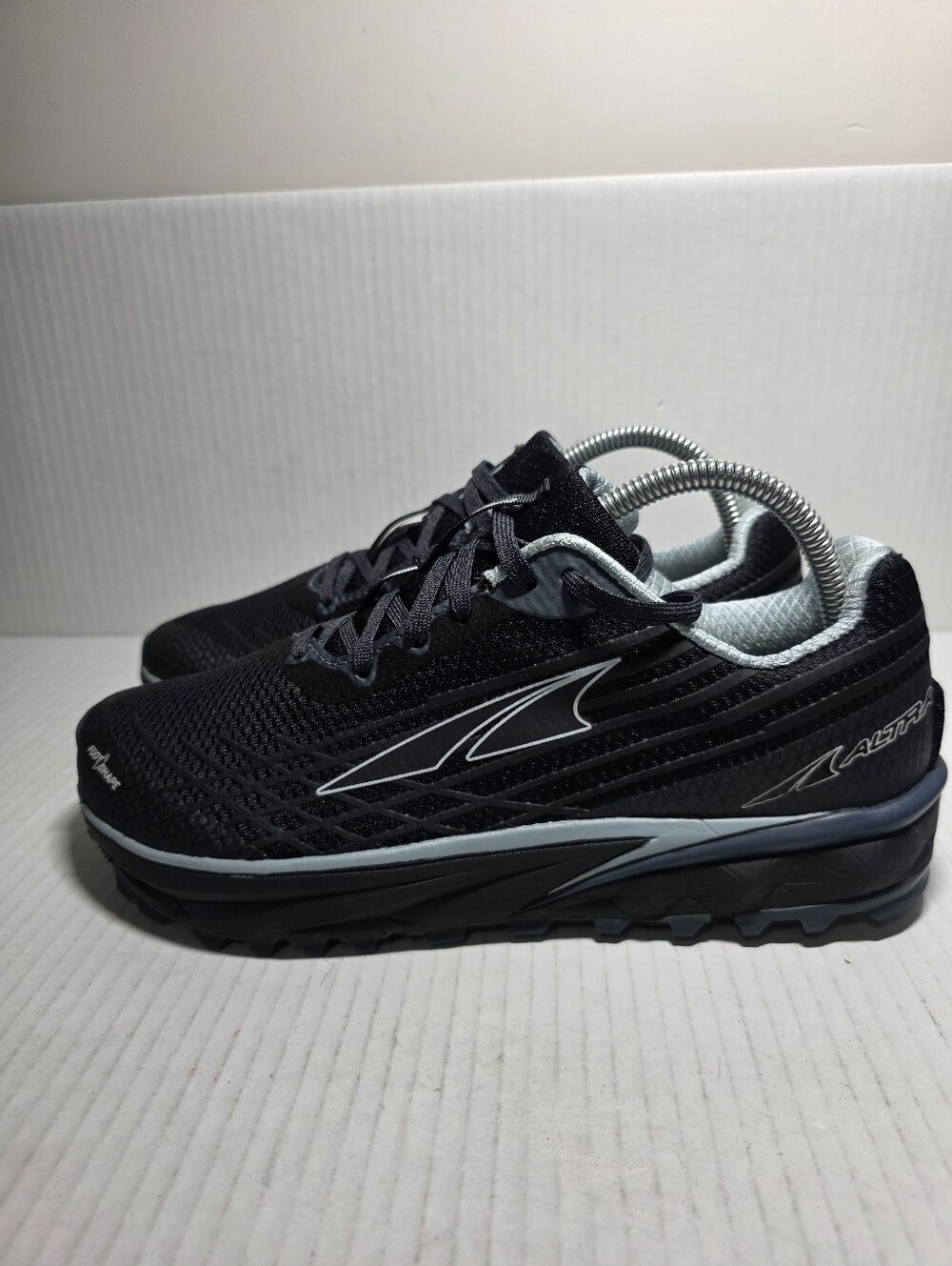 Altra Women’s Timp 2 Trail Running Shoes Black Blue Size 8.5 US